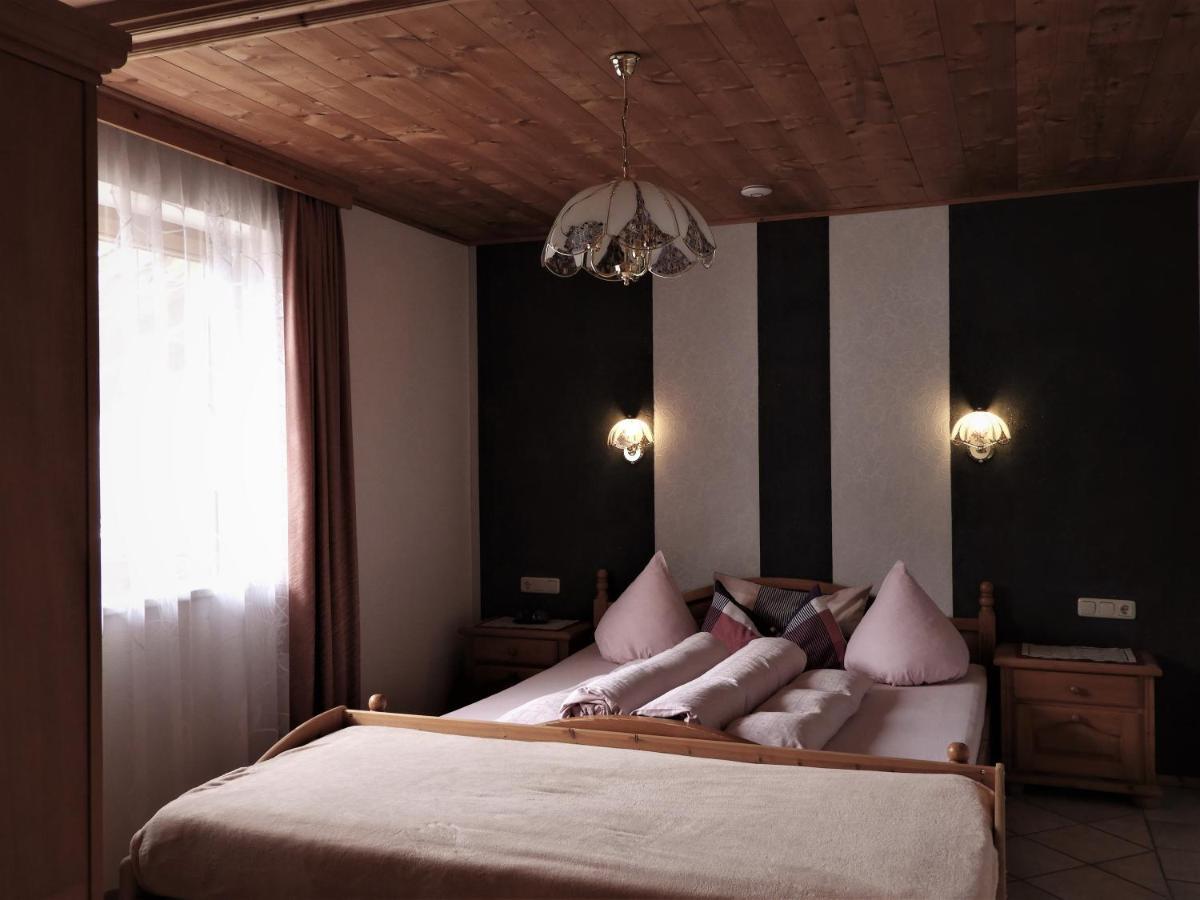 Haus Goldeck Apartman Lermoos Kültér fotó
